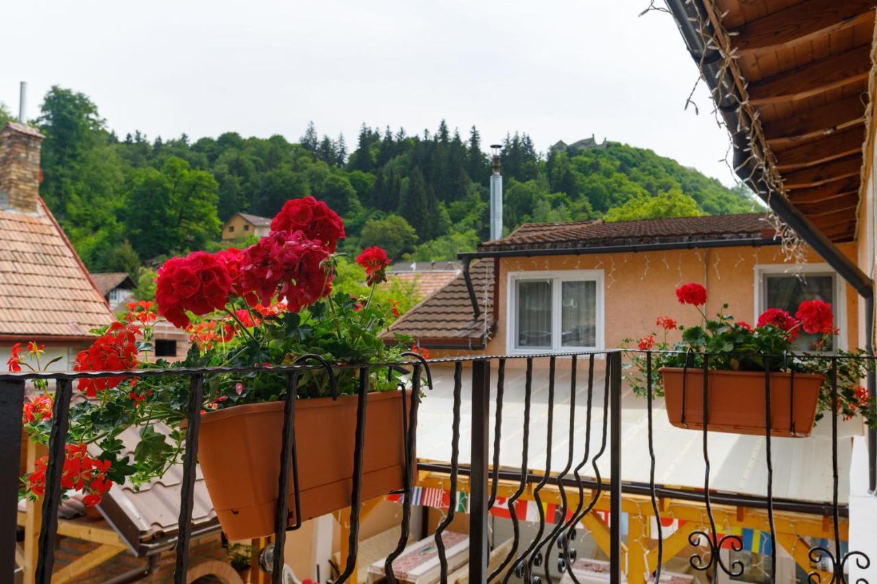 Casa Dacica Hotell Rîşnov Exteriör bild