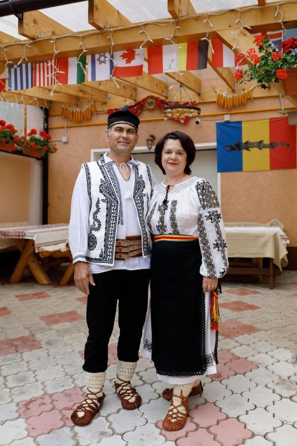 Casa Dacica Hotell Rîşnov Exteriör bild