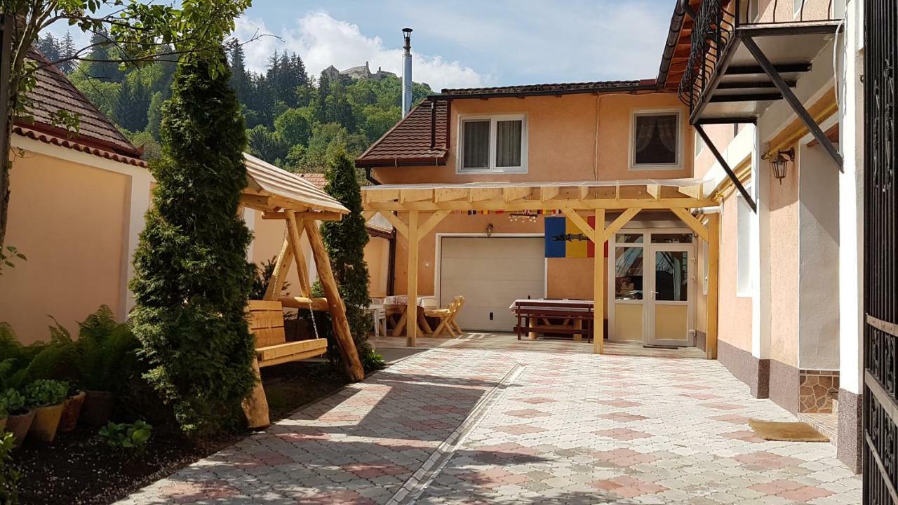 Casa Dacica Hotell Rîşnov Exteriör bild